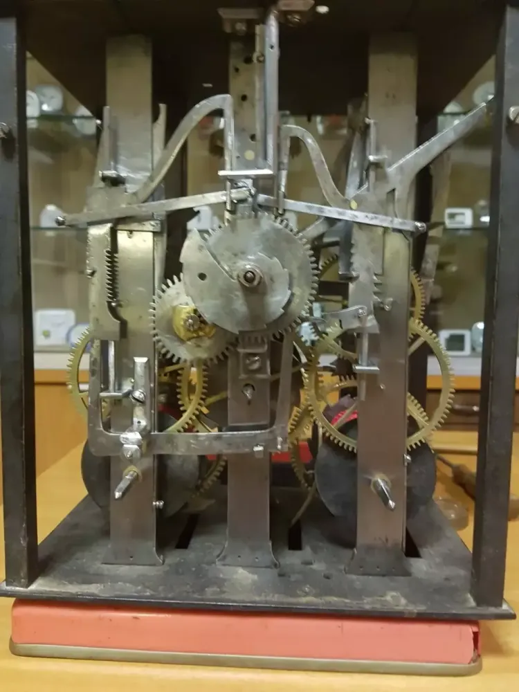 Réparation de pendule à Dijon